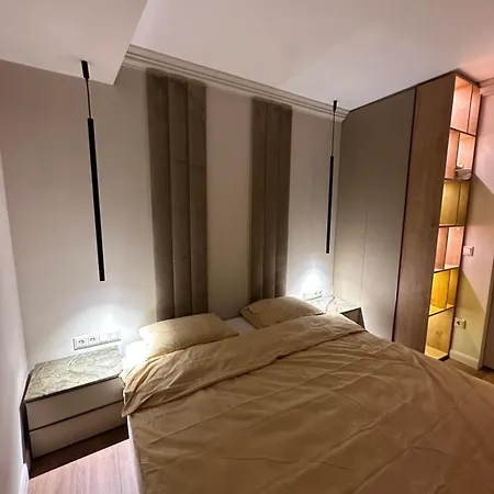 Modern Apartment *
